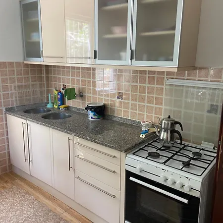 Bahce Goeren Muestakil Bir Tatil!